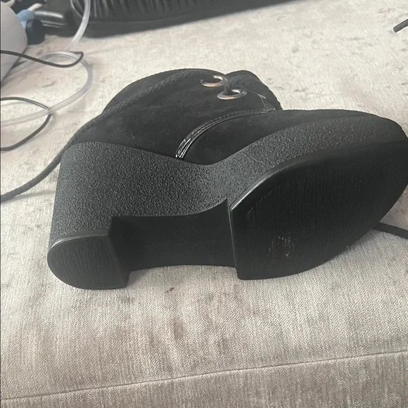 Robert Clergerie Black Lace-Up Wedges - Picture 9 of 11